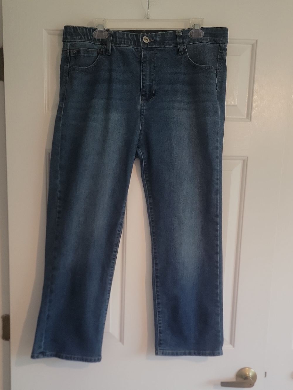 High-Rise Women's Straight Jeans in Dark Blue, Size 16/33